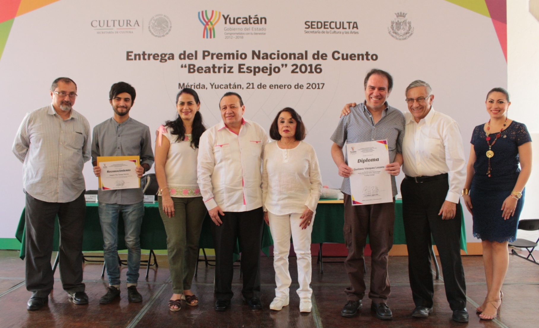 Ganador del “Beatriz Espejo” retoma historia nacional